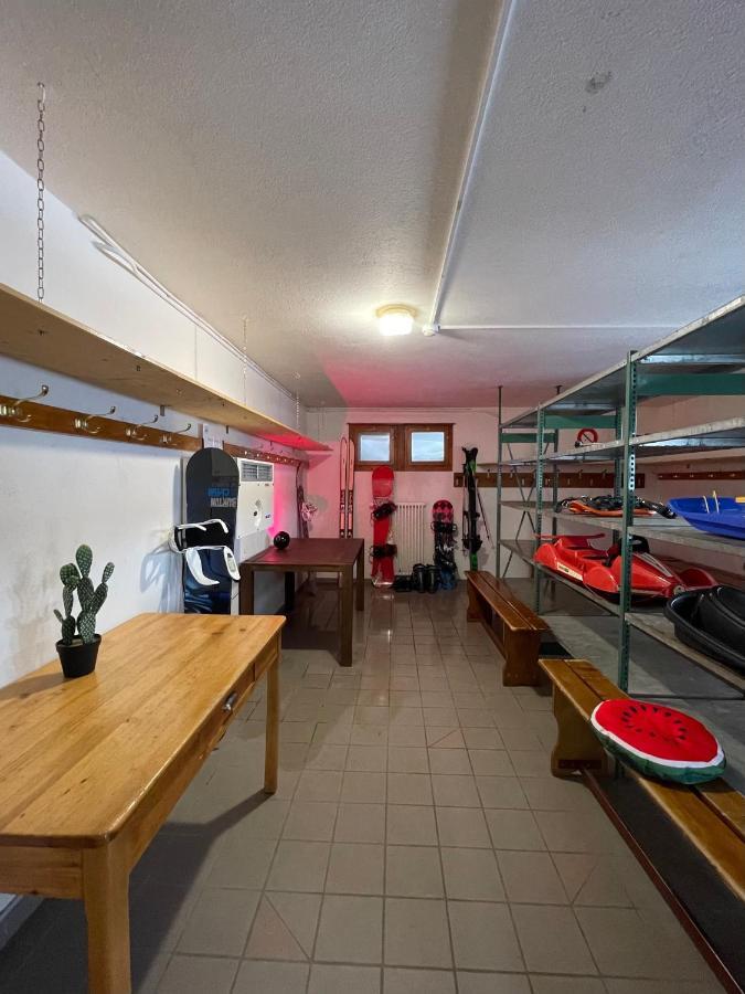 Freeride Hostel Ле-Крозет Екстер'єр фото