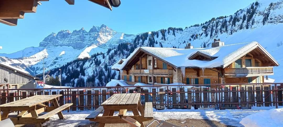 Freeride Hostel Ле-Крозет Екстер'єр фото